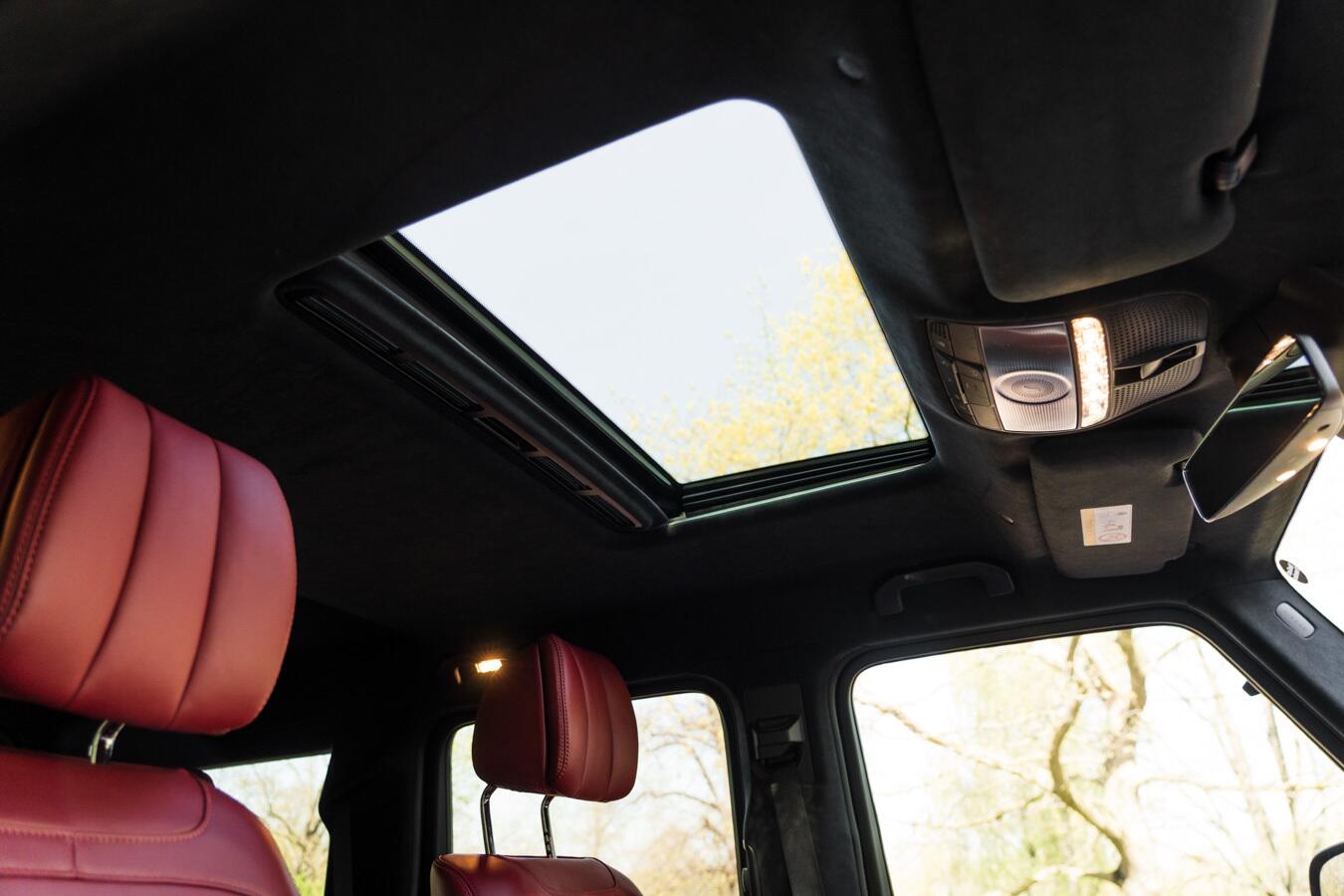 Mercedes-Benz G Class view 34
