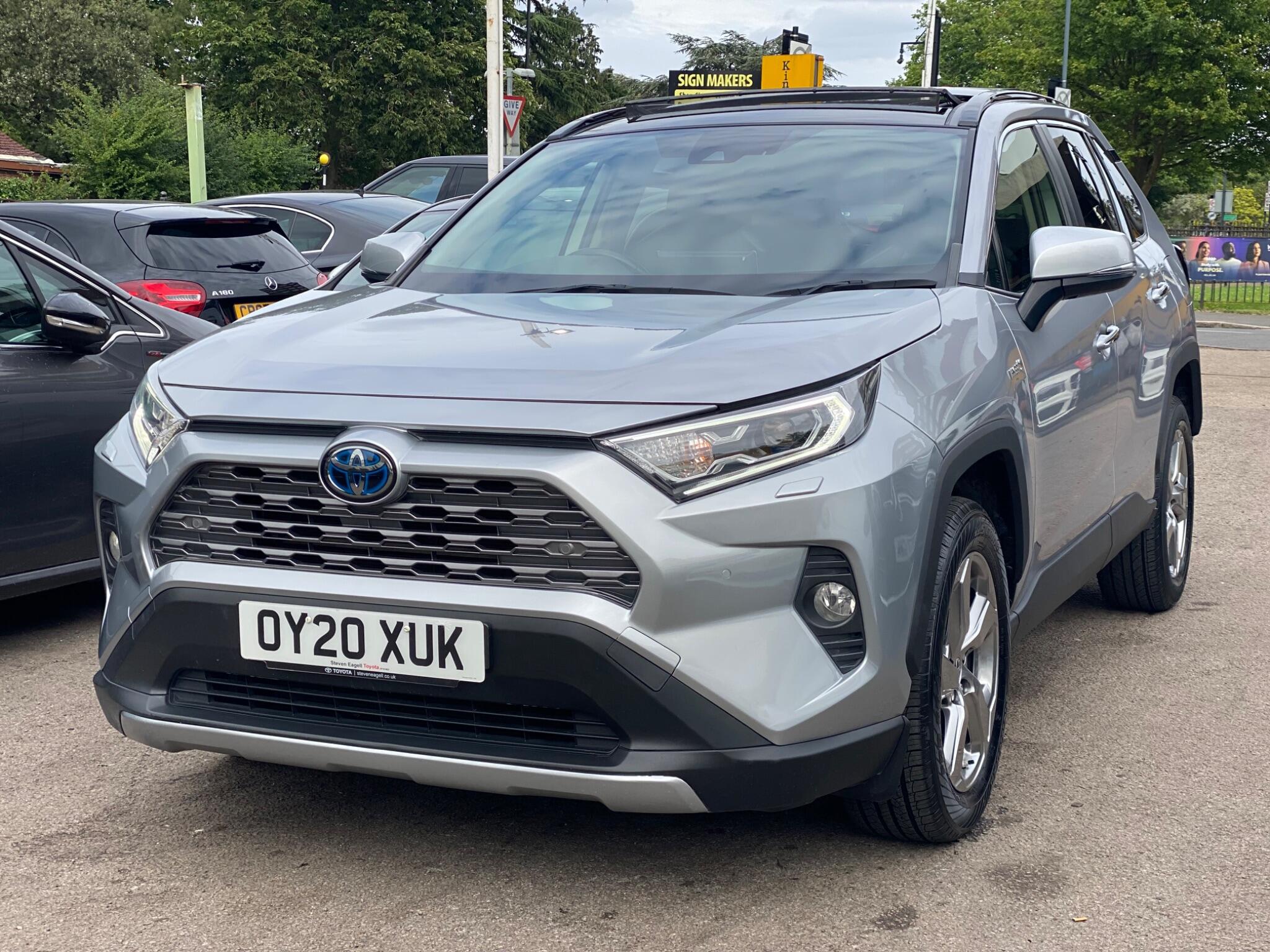 Toyota Rav4 view 6