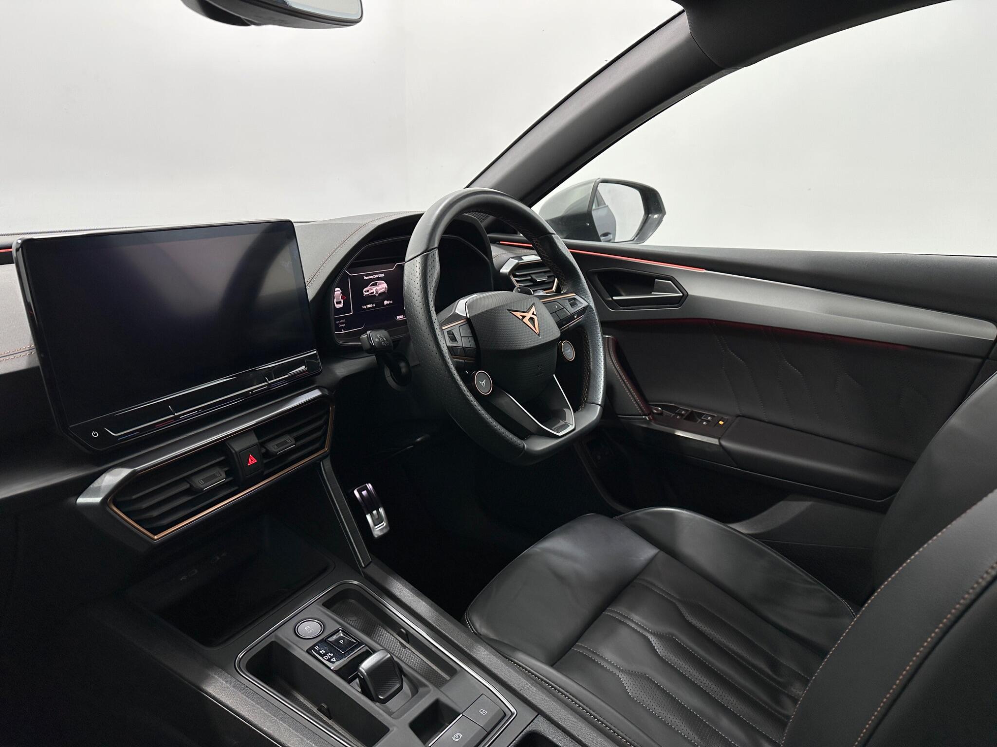 Cupra CUPRA Leon view 31