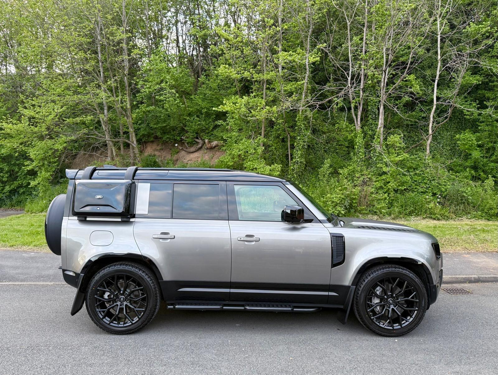 Land Rover Defender view 38