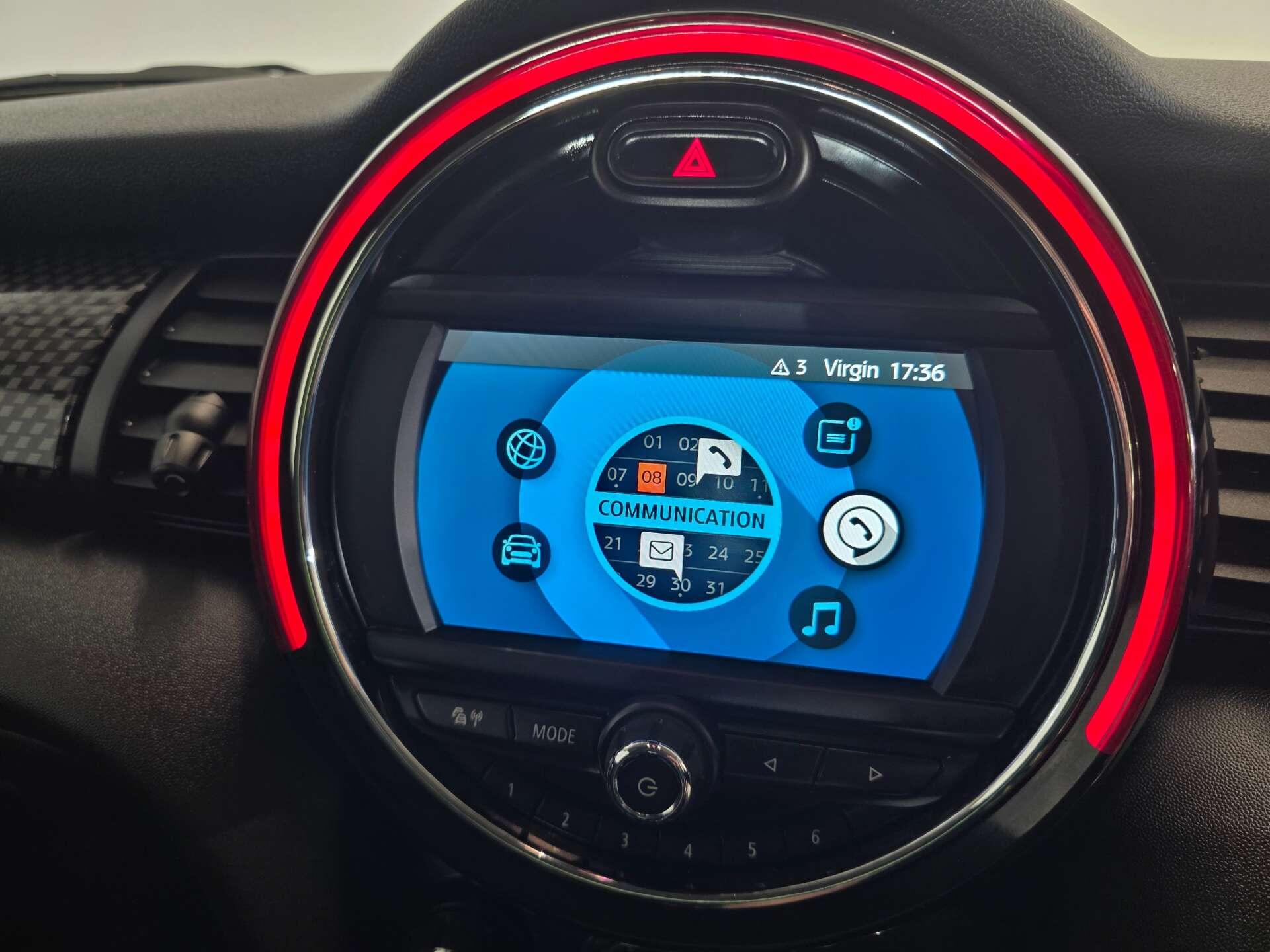 Mini Hatch view 30