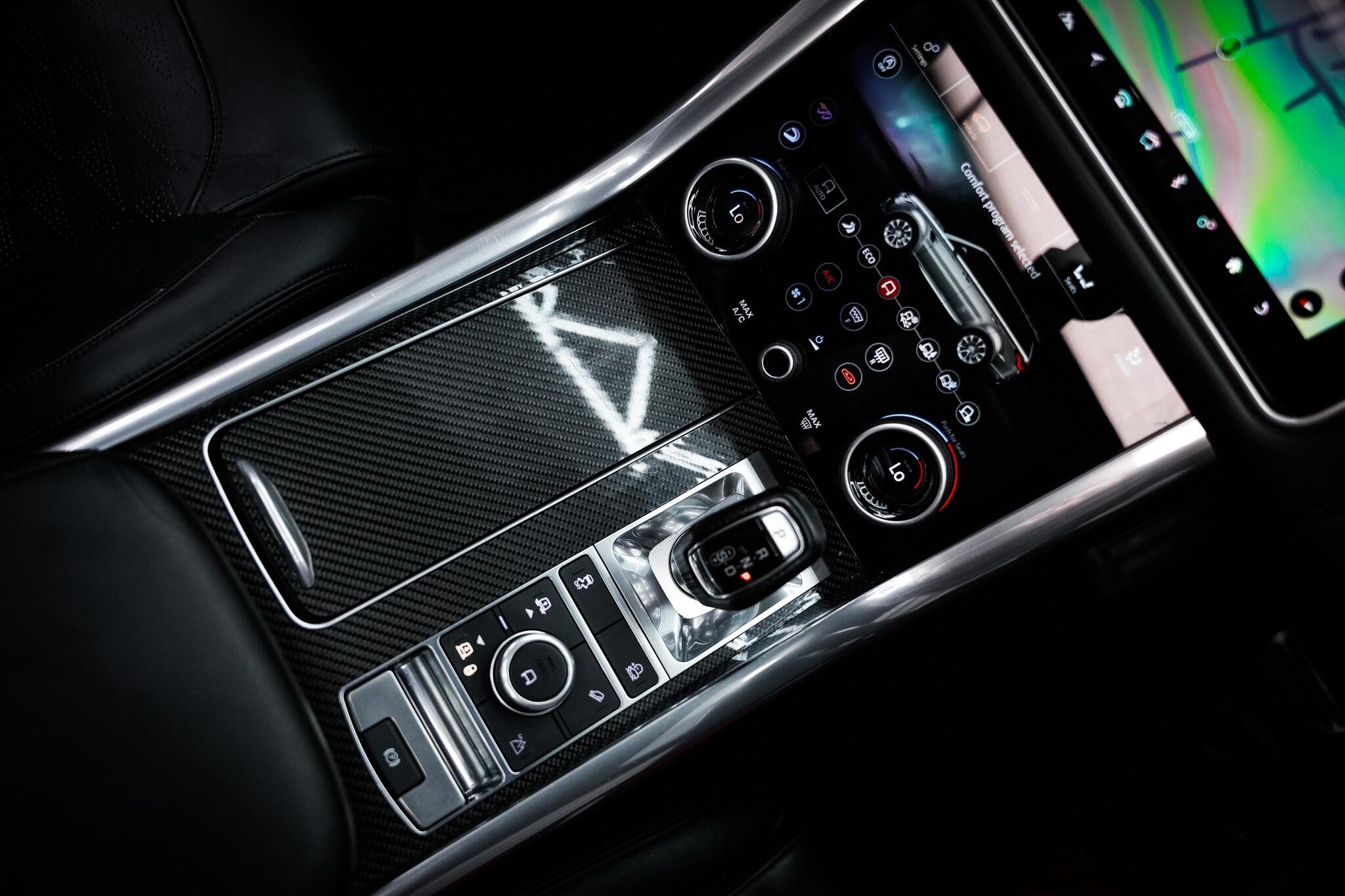 Land Rover Range Rover Sport view 5