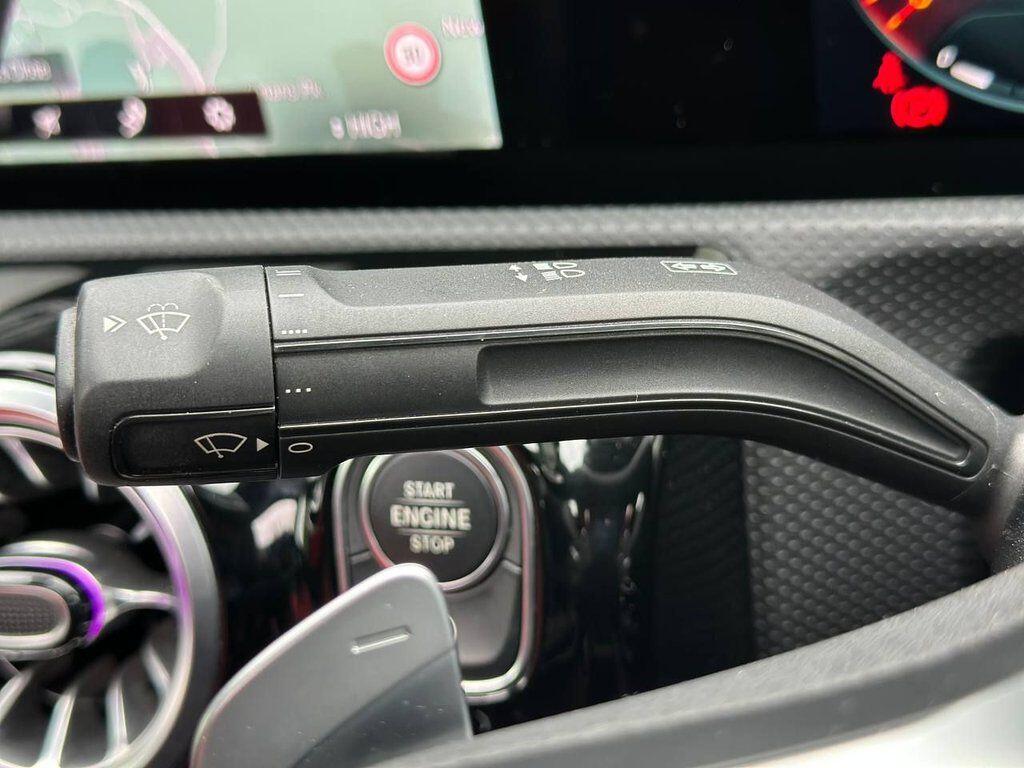 Mercedes-Benz Cla view 26