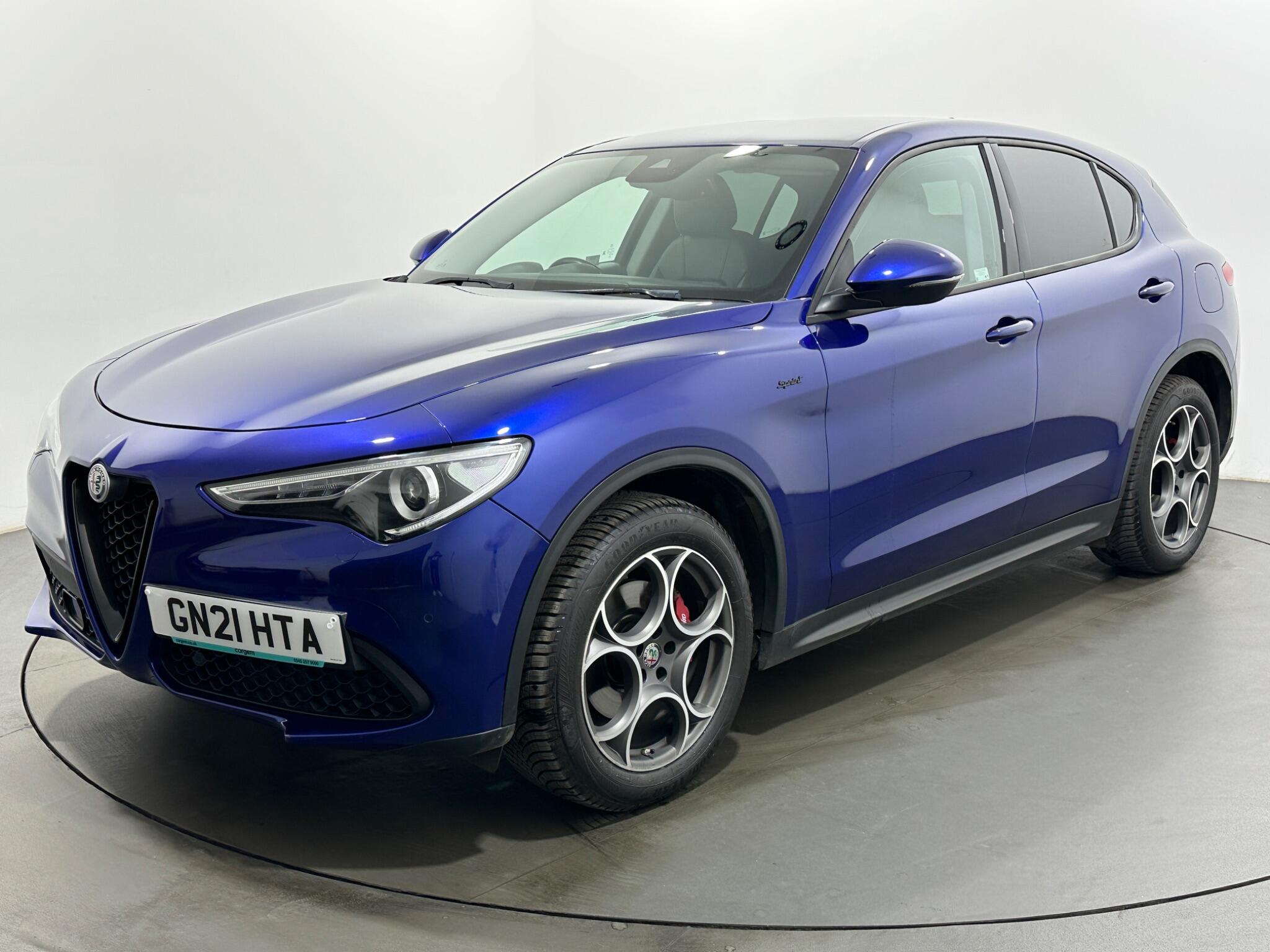 Alfa Romeo Stelvio view 53