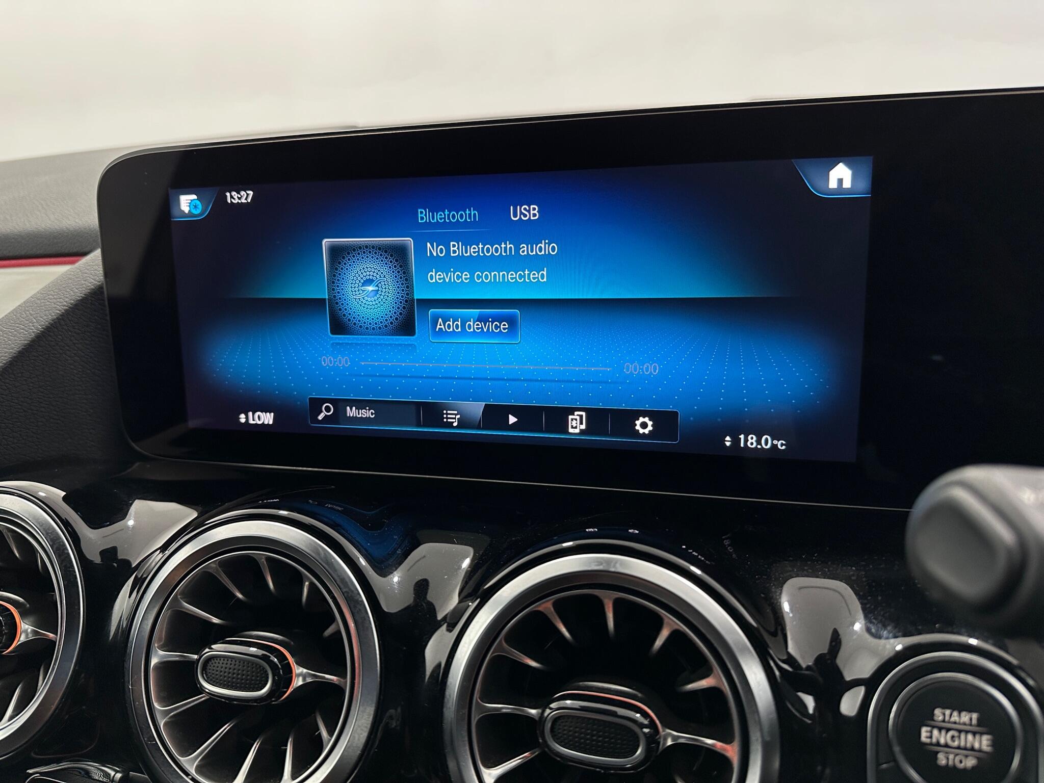 Mercedes-Benz B-Class view 27