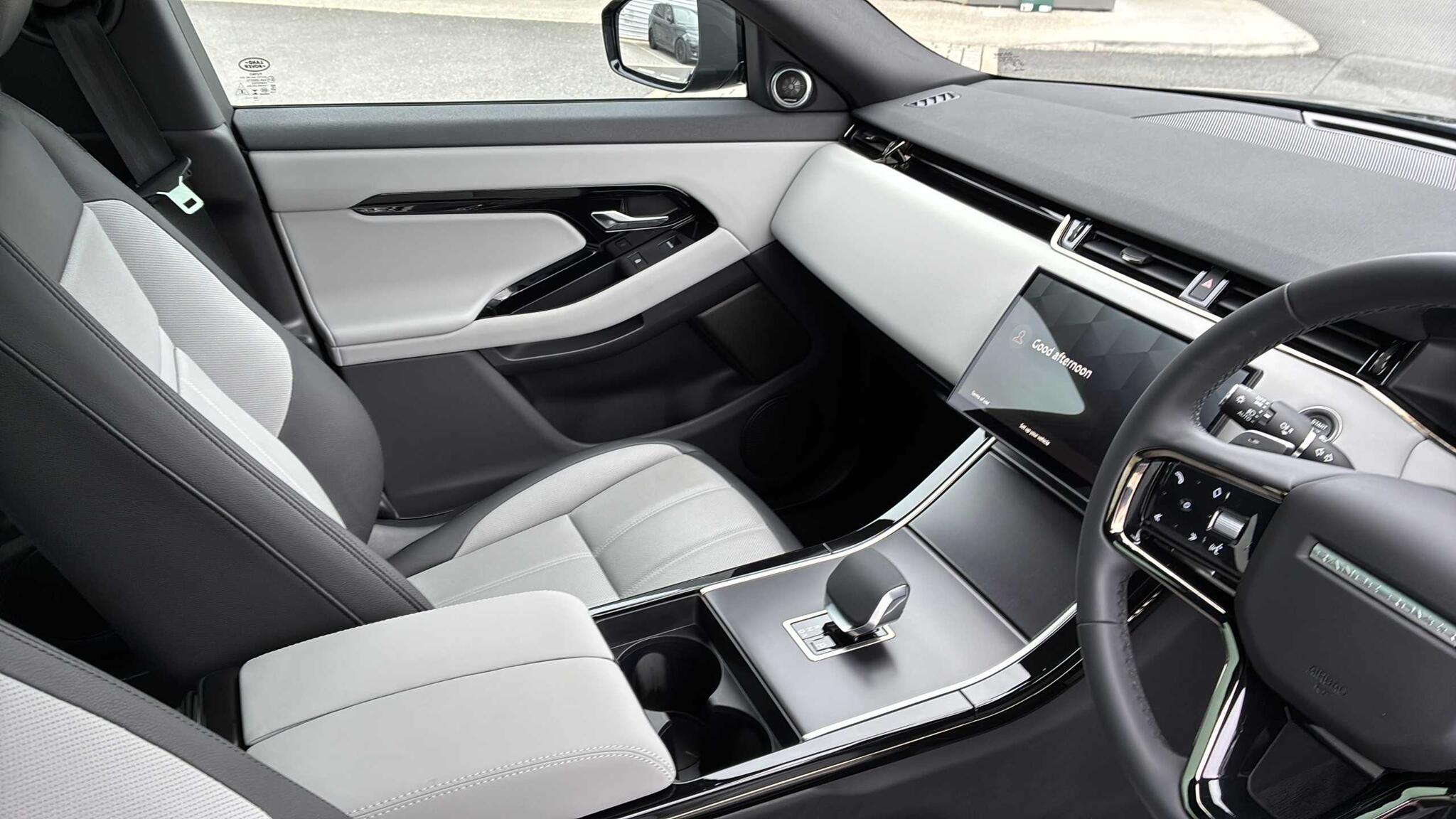 Land Rover Range Rover Evoque view 25