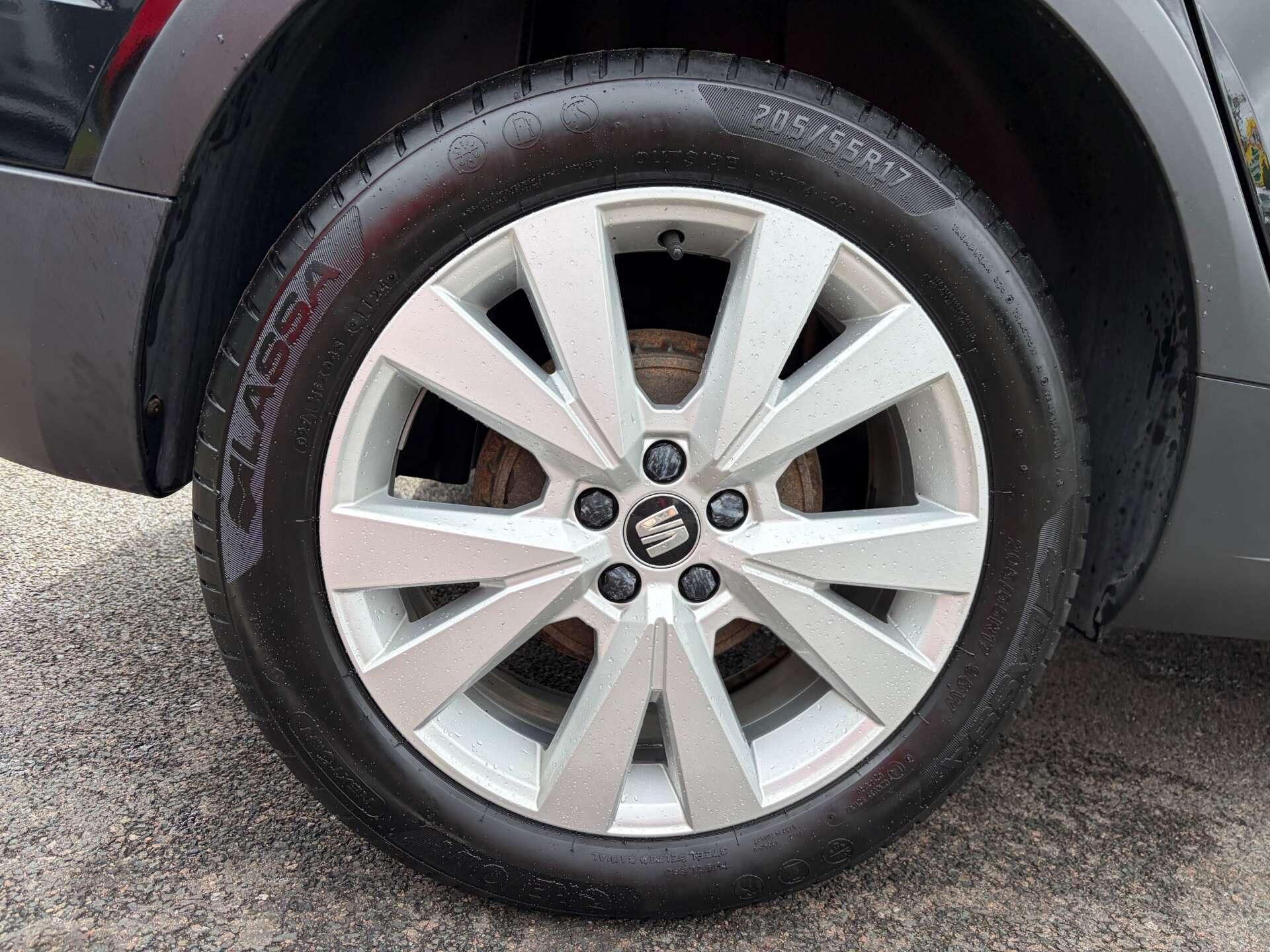 Seat Arona view 11