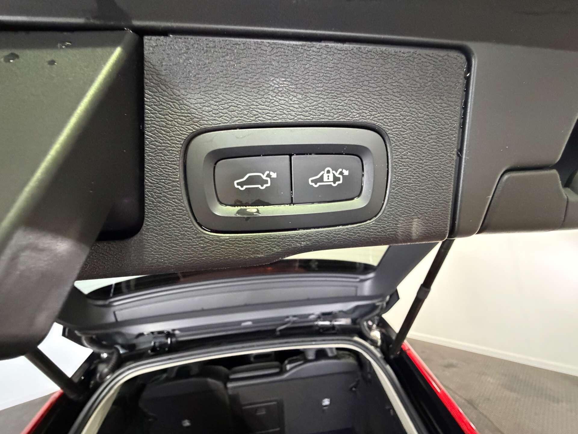 Volvo XC60 view 13