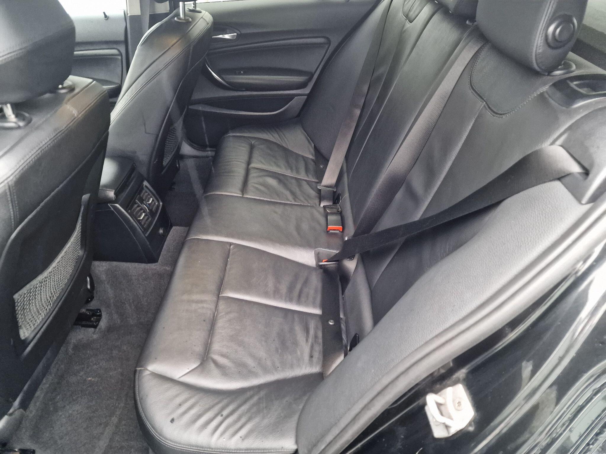 BMW 1 Series view 30