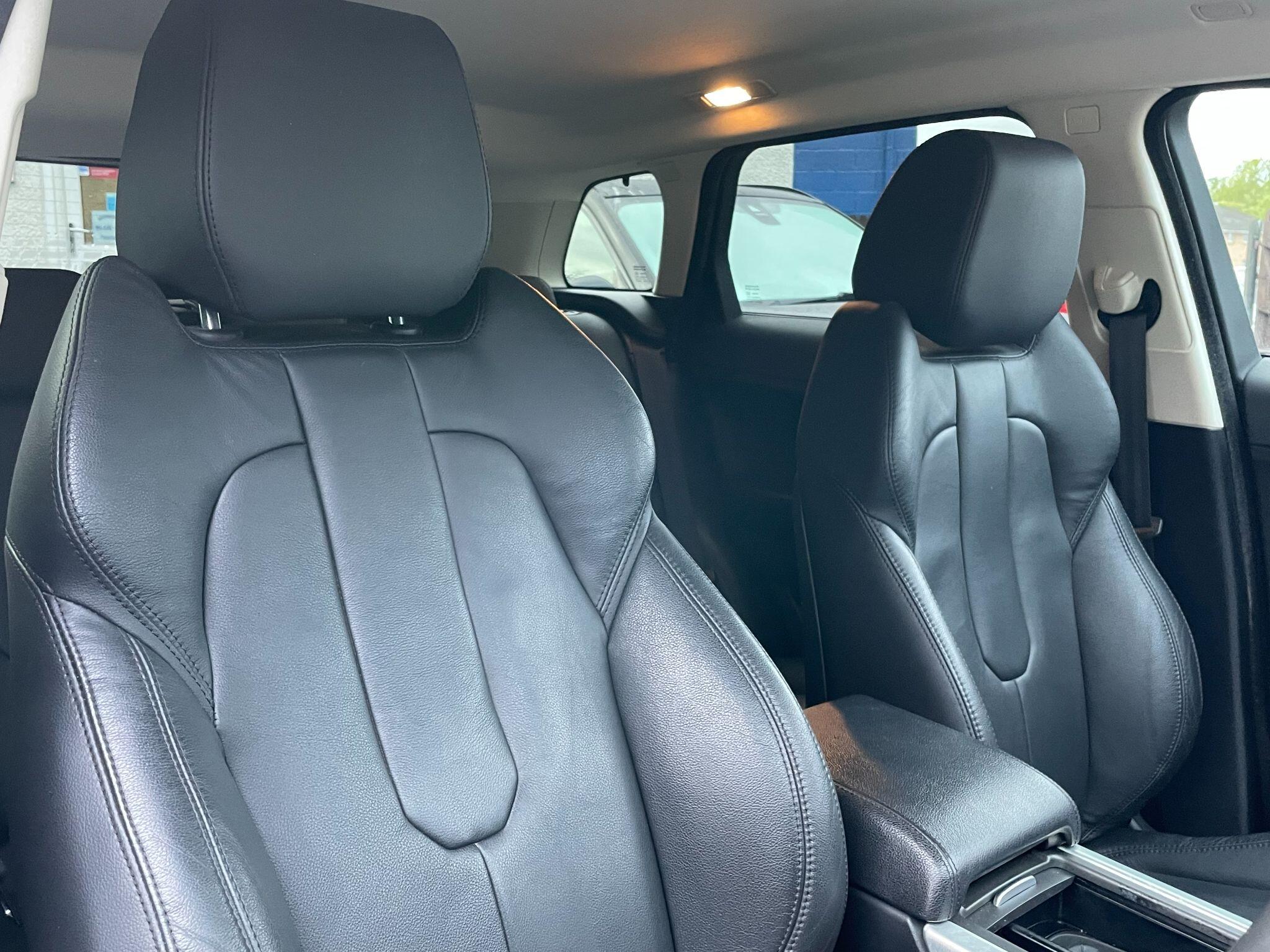 Land Rover Range Rover Evoque view 20