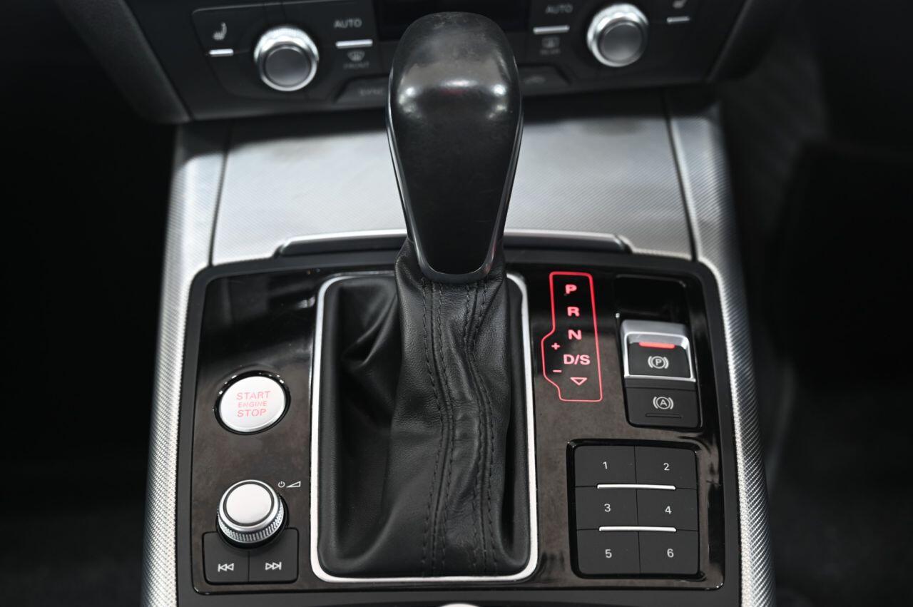 Audi A6 Avant view 30