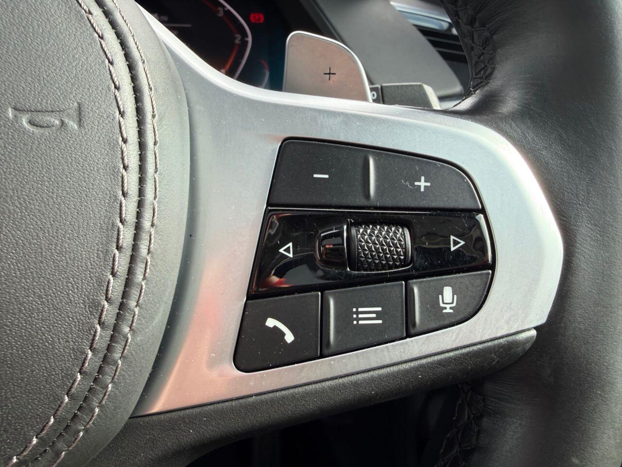 BMW X5 view 42