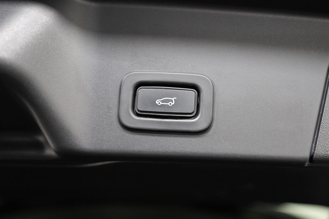 Land Rover Range Rover Evoque view 47