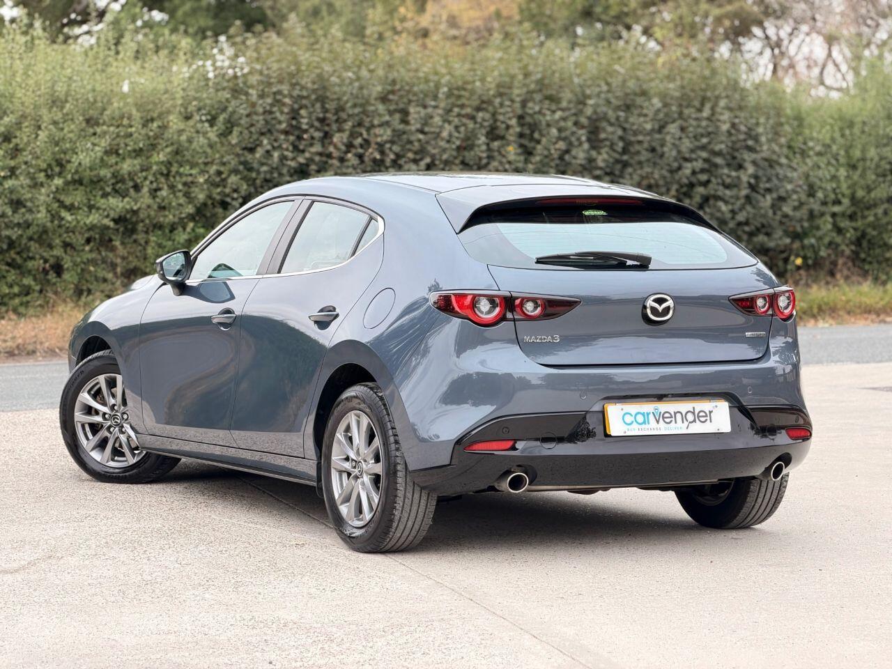 Mazda Mazda3 view 7