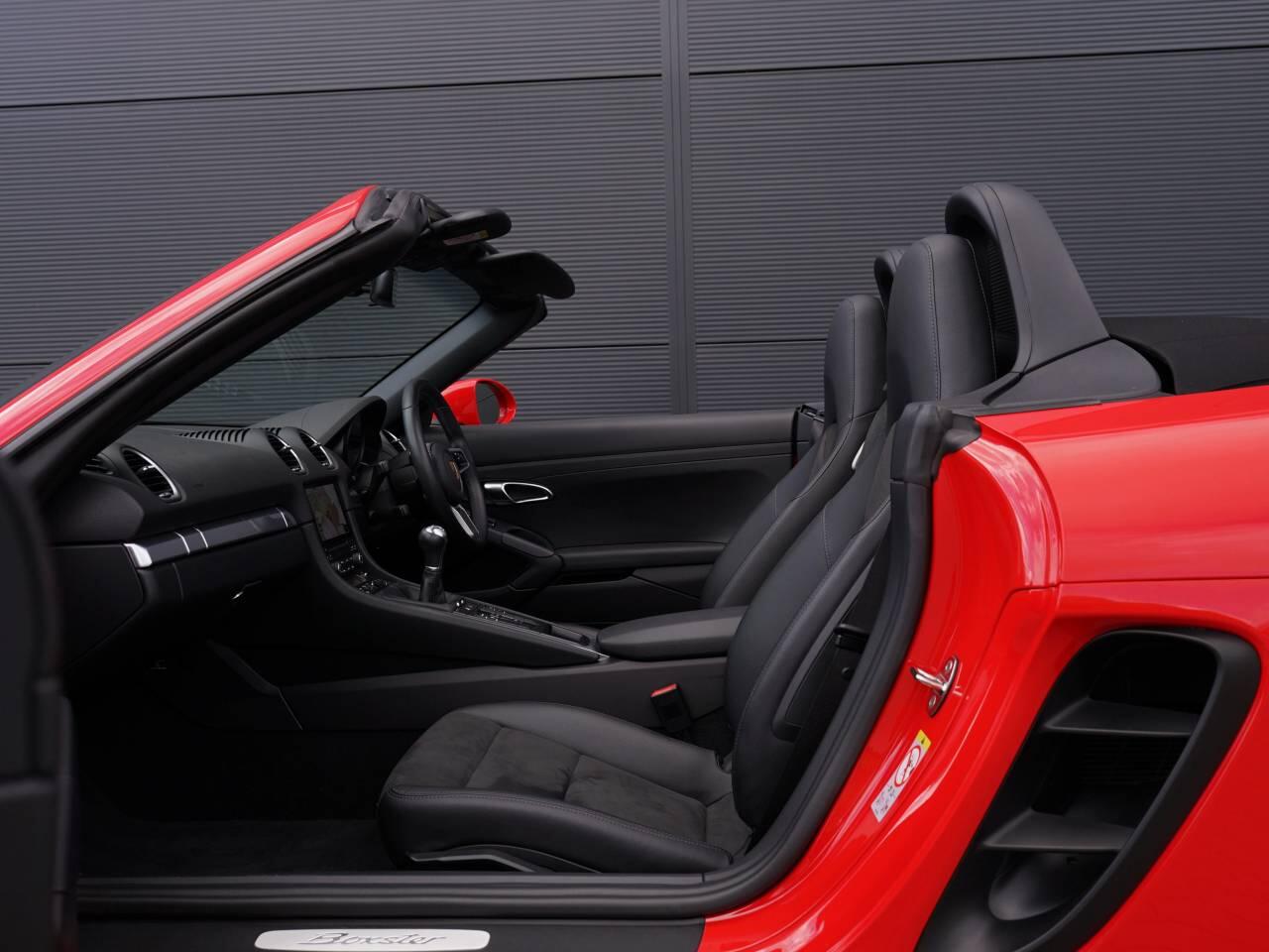 Porsche Boxster view 13