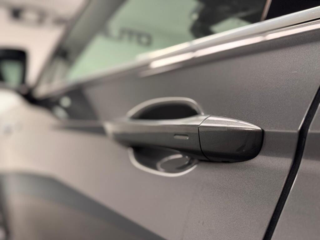 Volkswagen Tiguan view 28