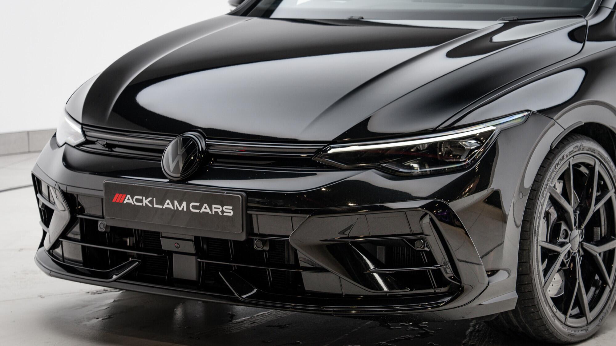 Volkswagen Golf view 9