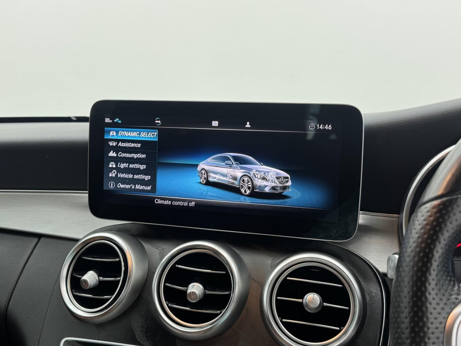 Mercedes-Benz C-Class view 22