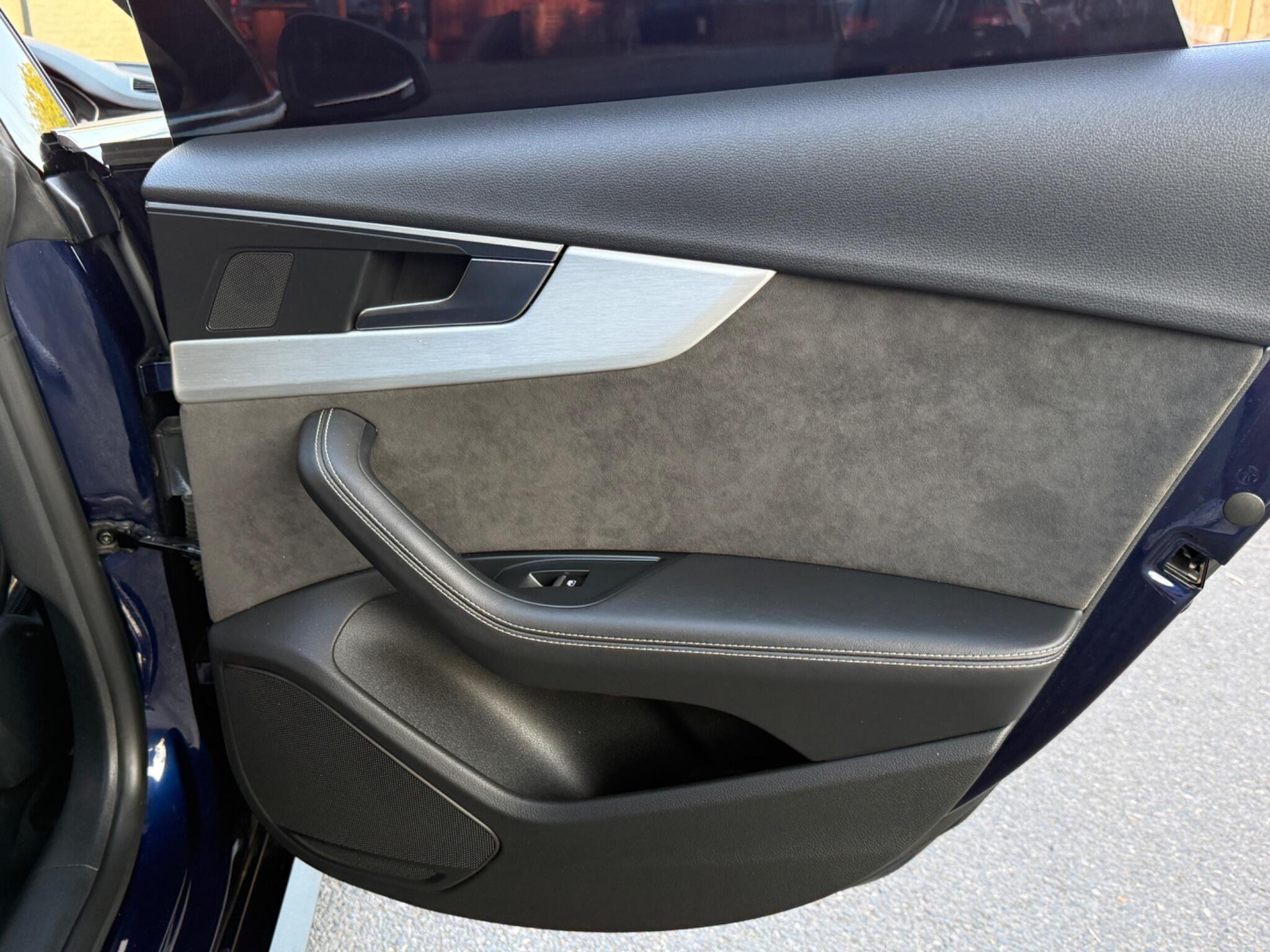 Audi S5 - Image 42