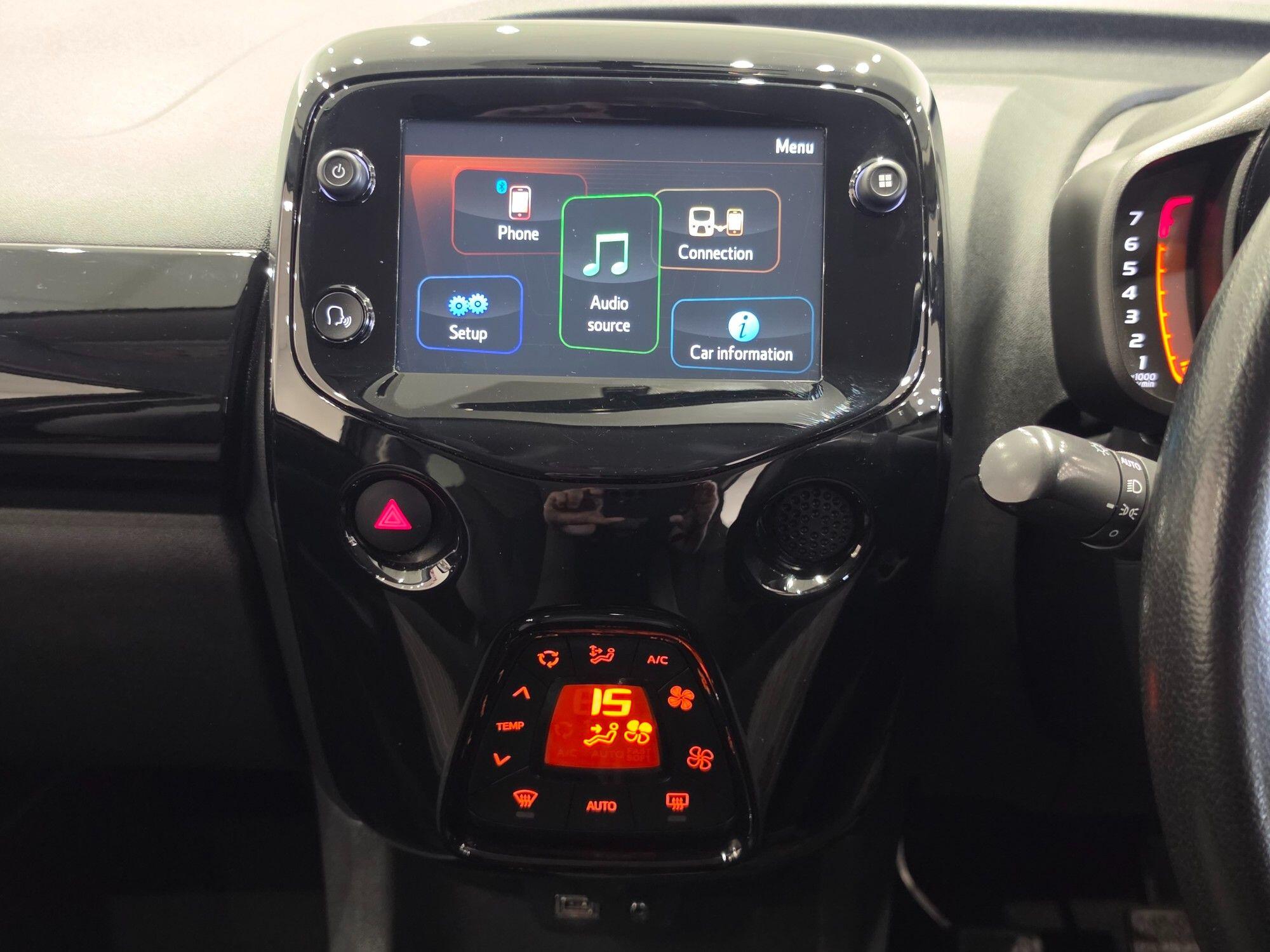 Peugeot 108 view 33