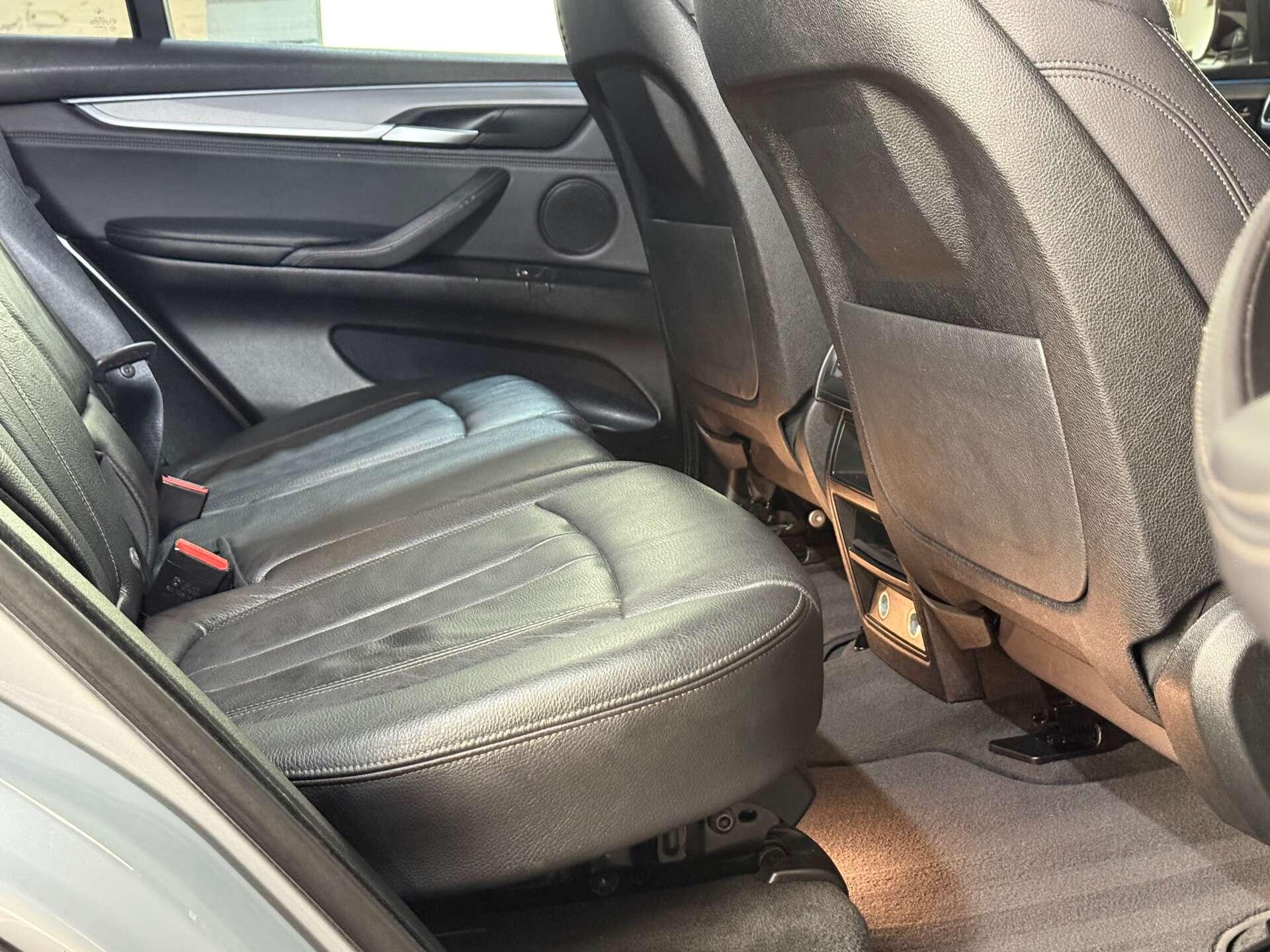 BMW X5 X5 view 13
