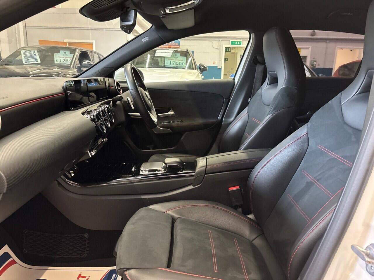 Mercedes-Benz A-Class view 25