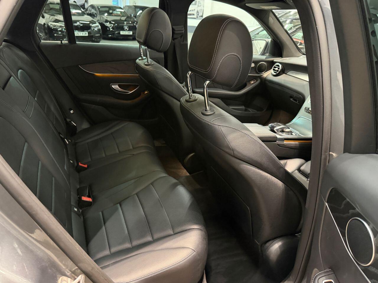 Mercedes-Benz GLC view 23