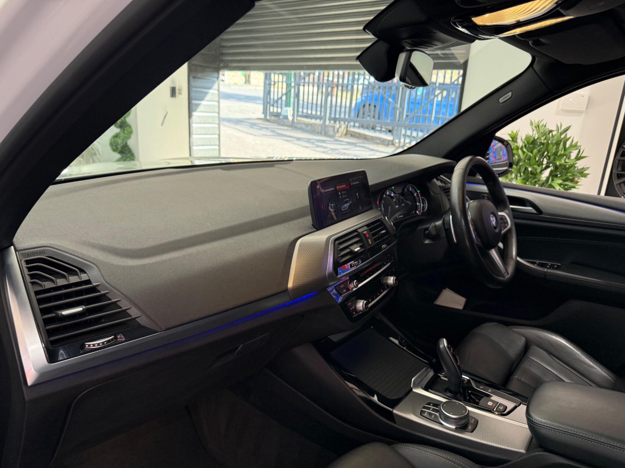BMW X3 view 31