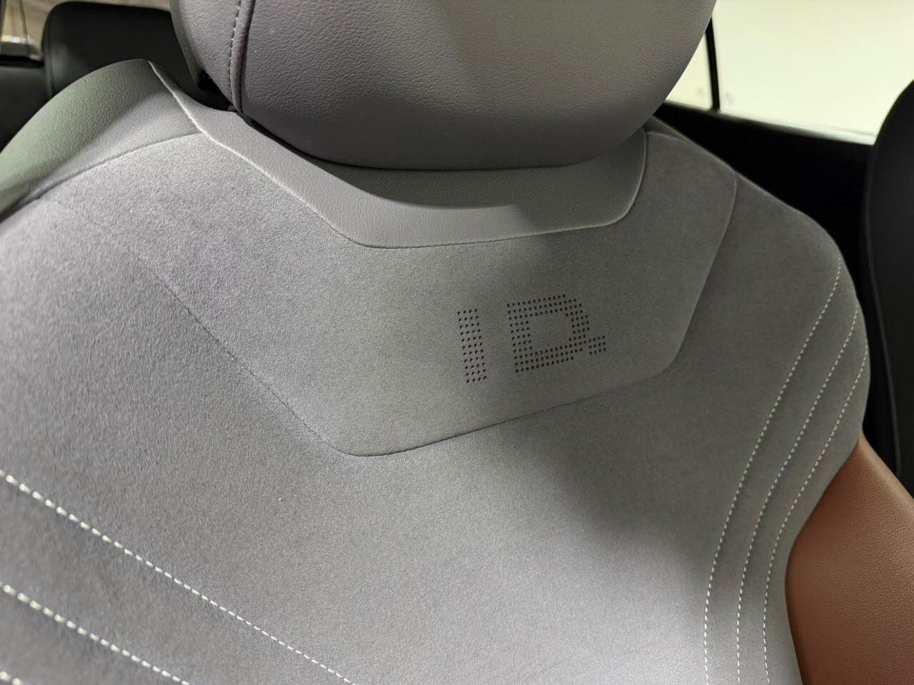 Volkswagen Id.4 view 43
