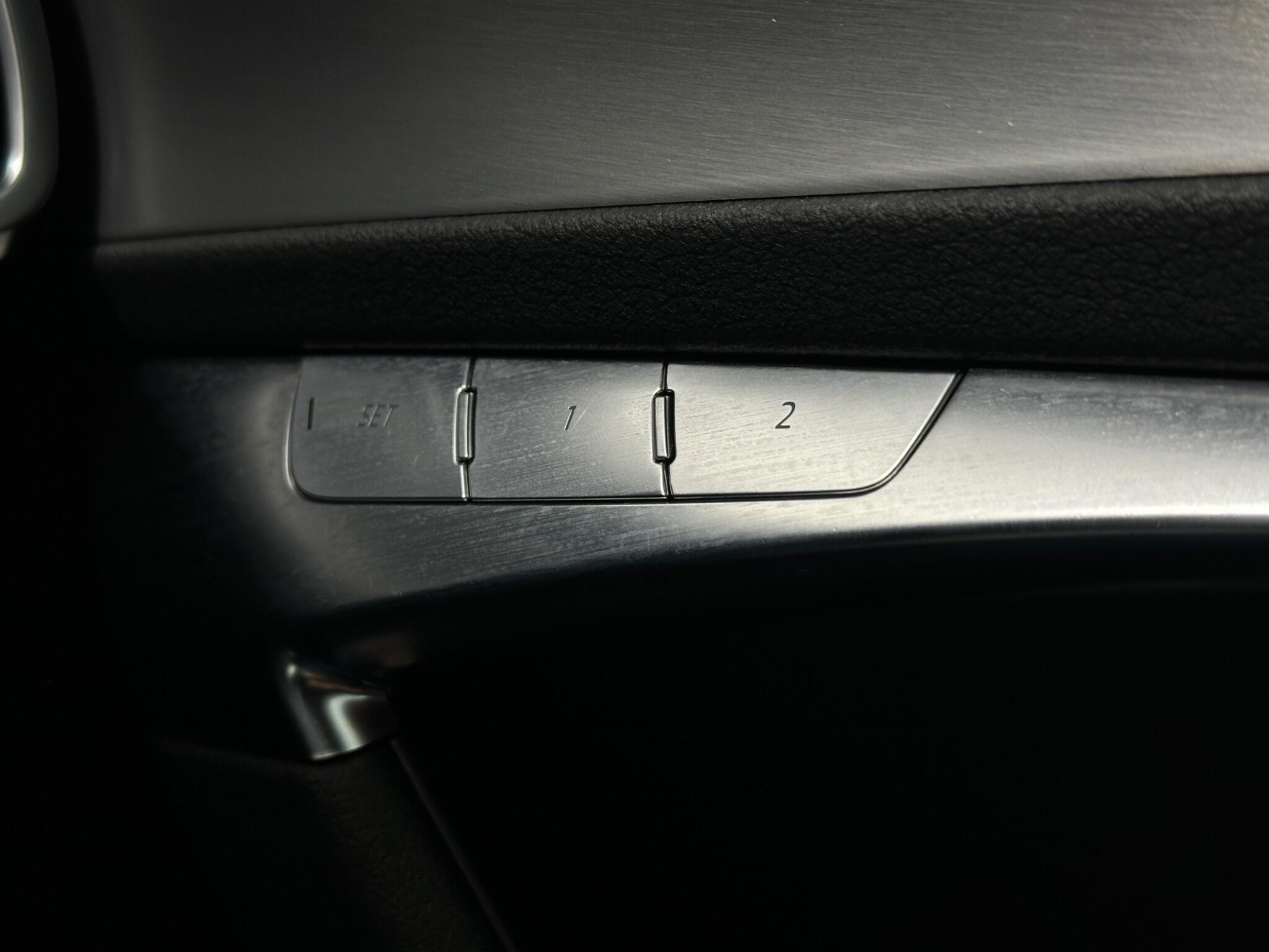 Audi A6 Avant view 17