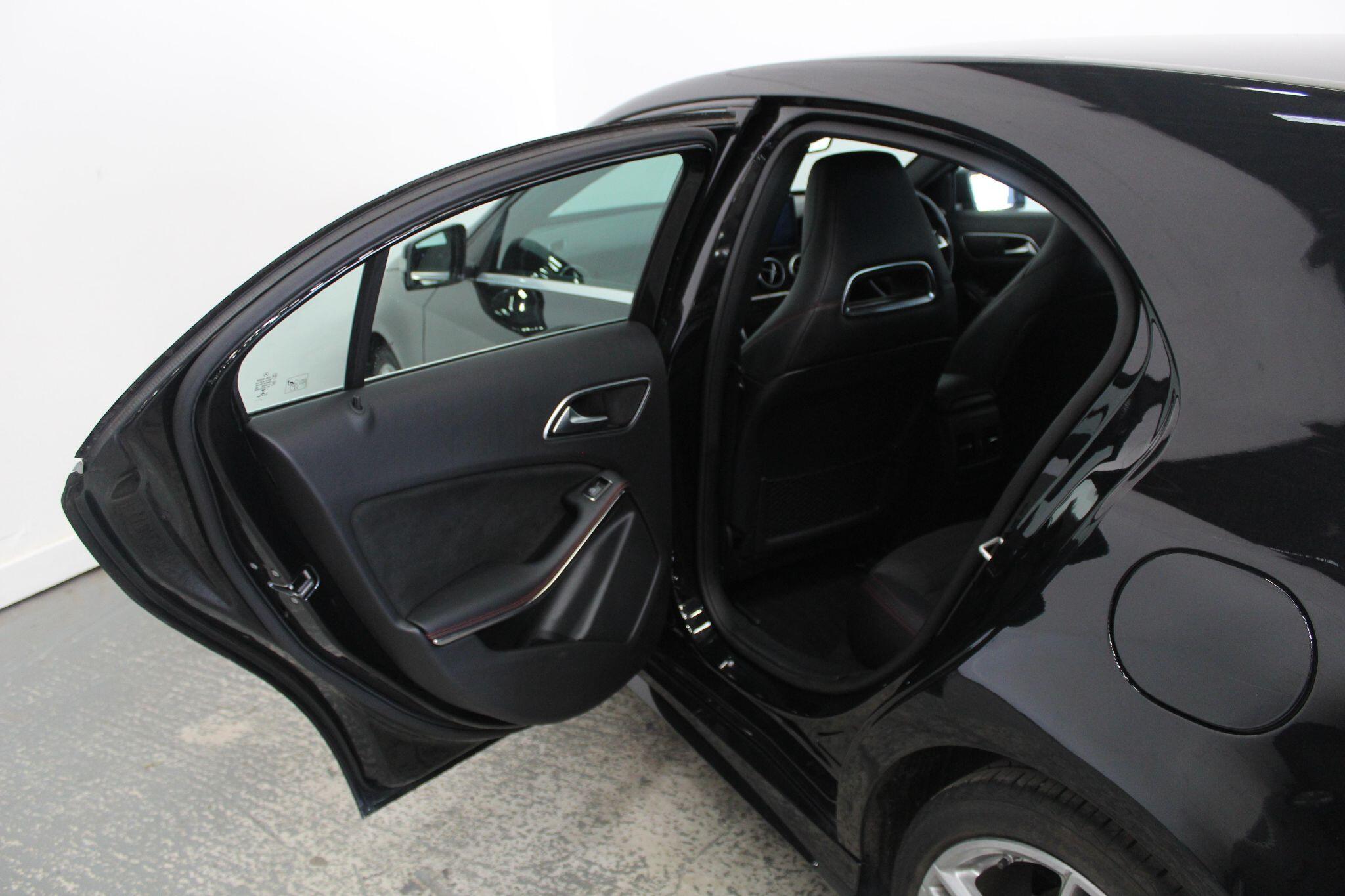 Mercedes-Benz A-Class view 27