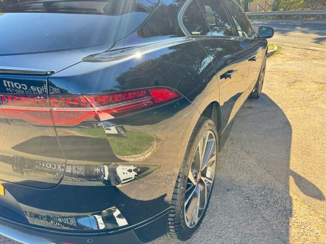 Jaguar I-Pace view 12