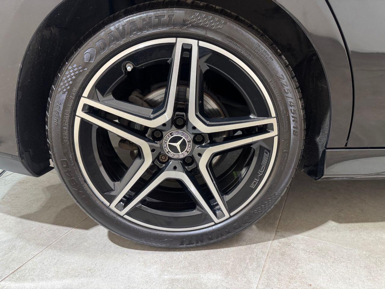 Mercedes-Benz Cla view 32