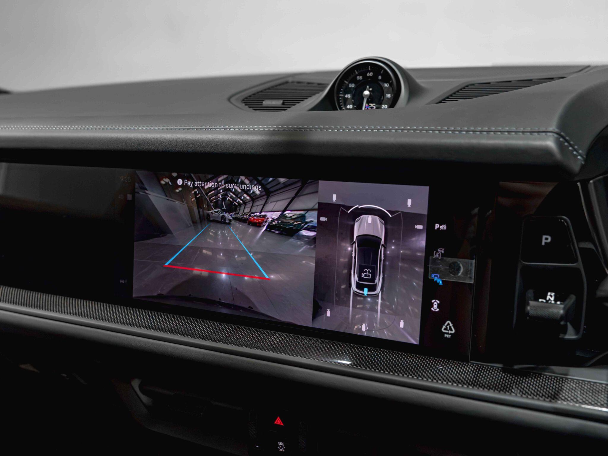 Porsche Cayenne view 21