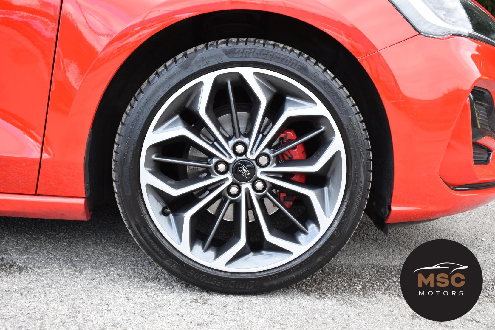 Ford Focus view 25