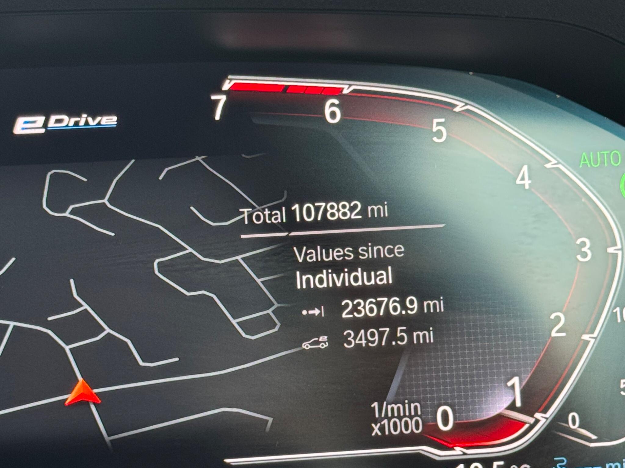 BMW 3 Series view 19