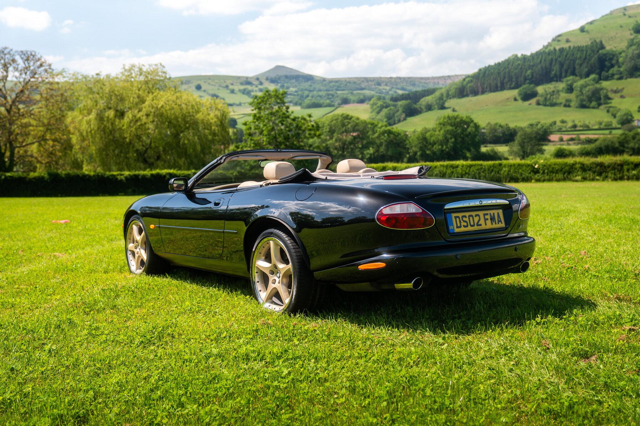 Jaguar XKR view 7
