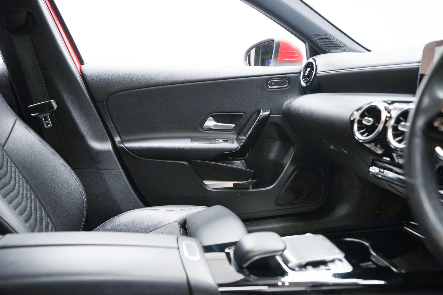 Mercedes-Benz A Class view 17