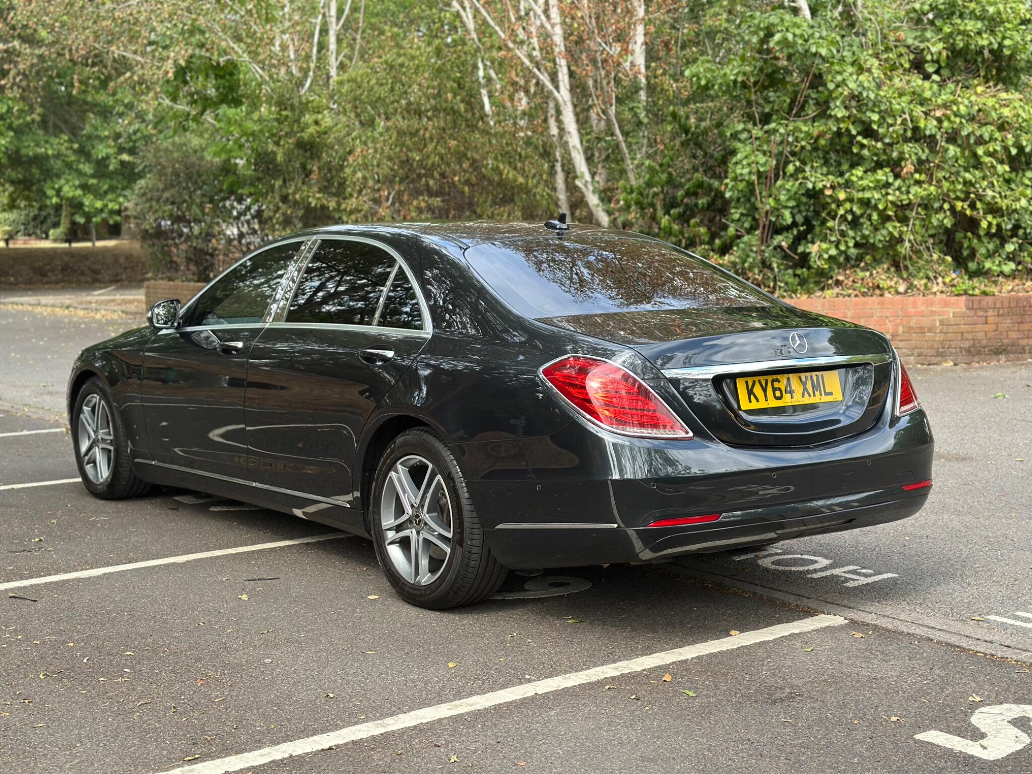 Mercedes-Benz S-Class view 5