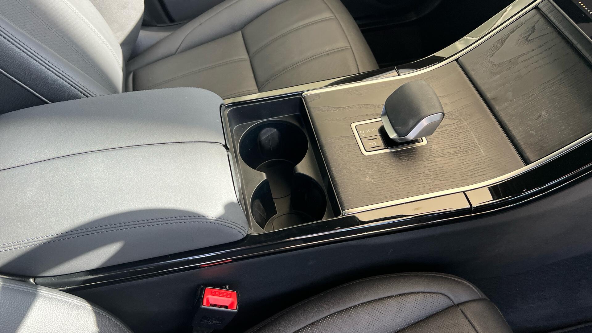 Land Rover Range Rover Evoque view 48