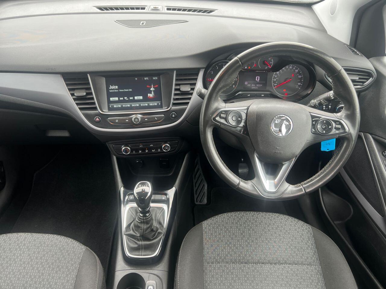 Vauxhall Crossland view 6
