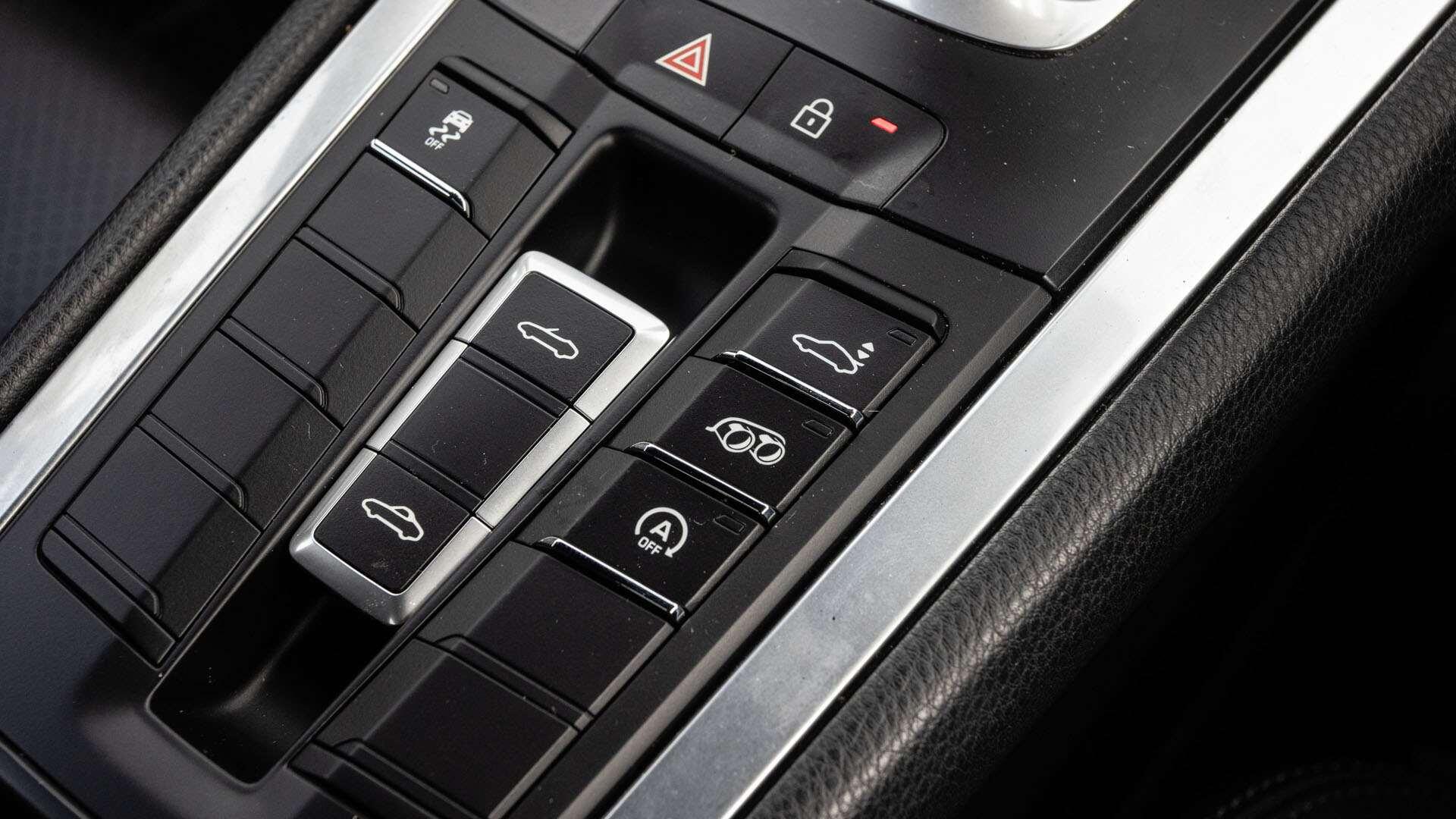 Porsche Boxster view 29