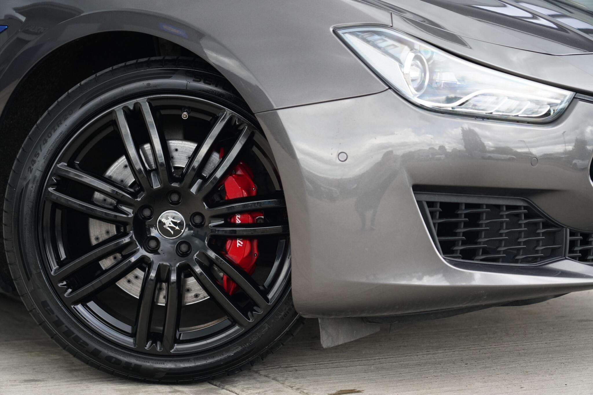 Maserati Ghibli view 19
