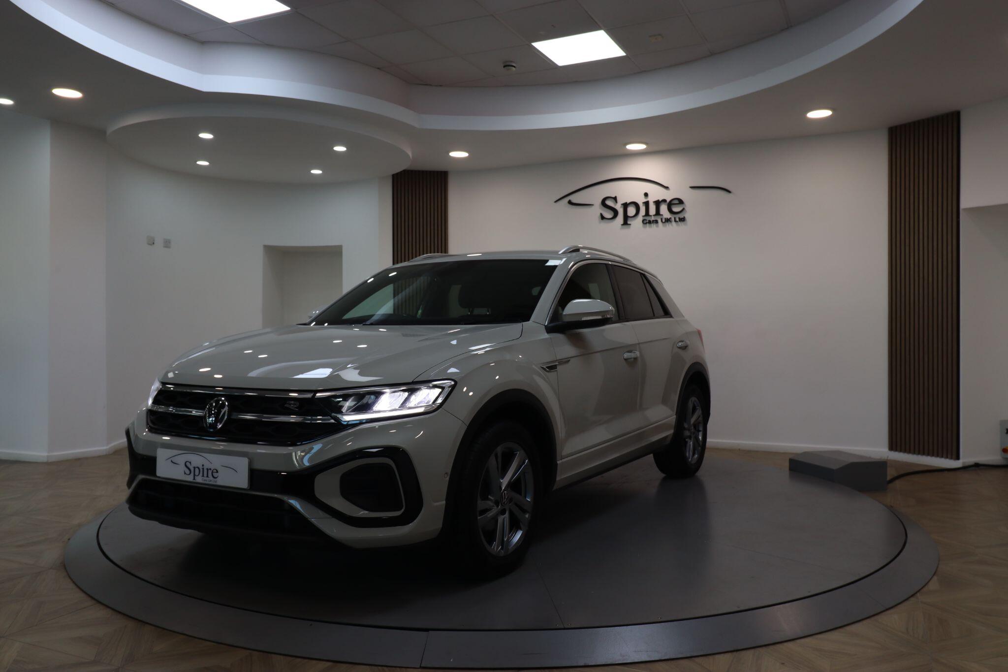 Volkswagen T-Roc view 45
