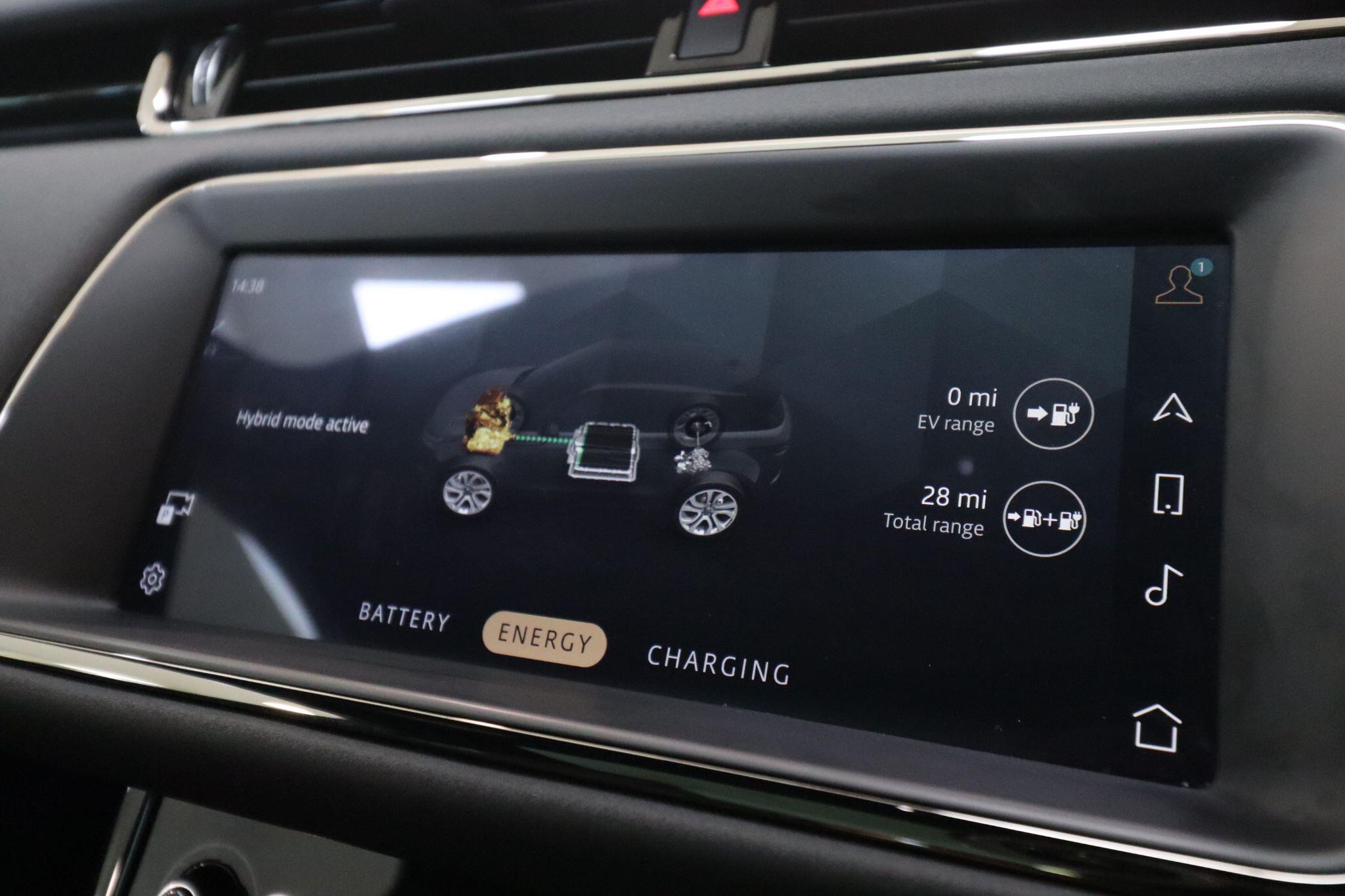 Land Rover Range Rover Evoque view 32