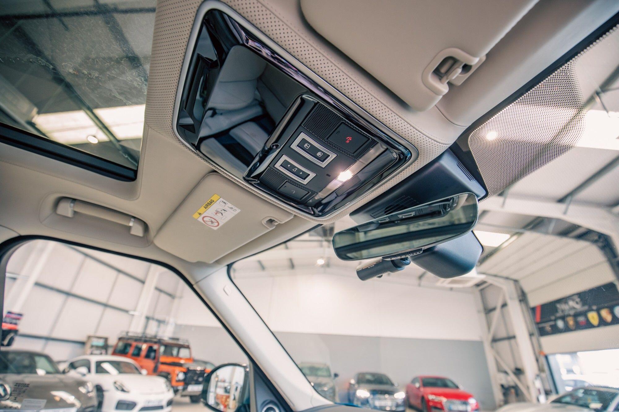 Land Rover Range Rover view 31