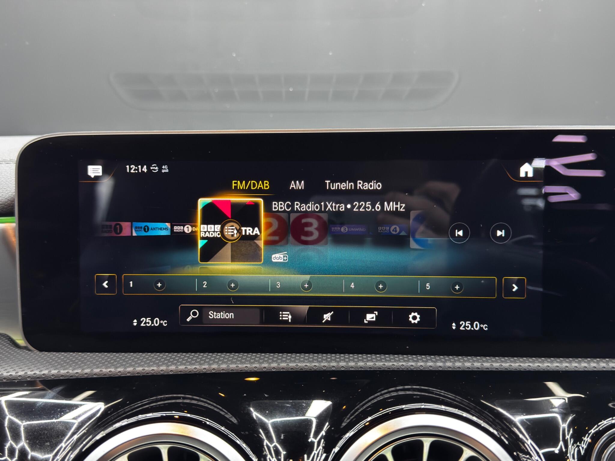 Mercedes-Benz A-Class view 32
