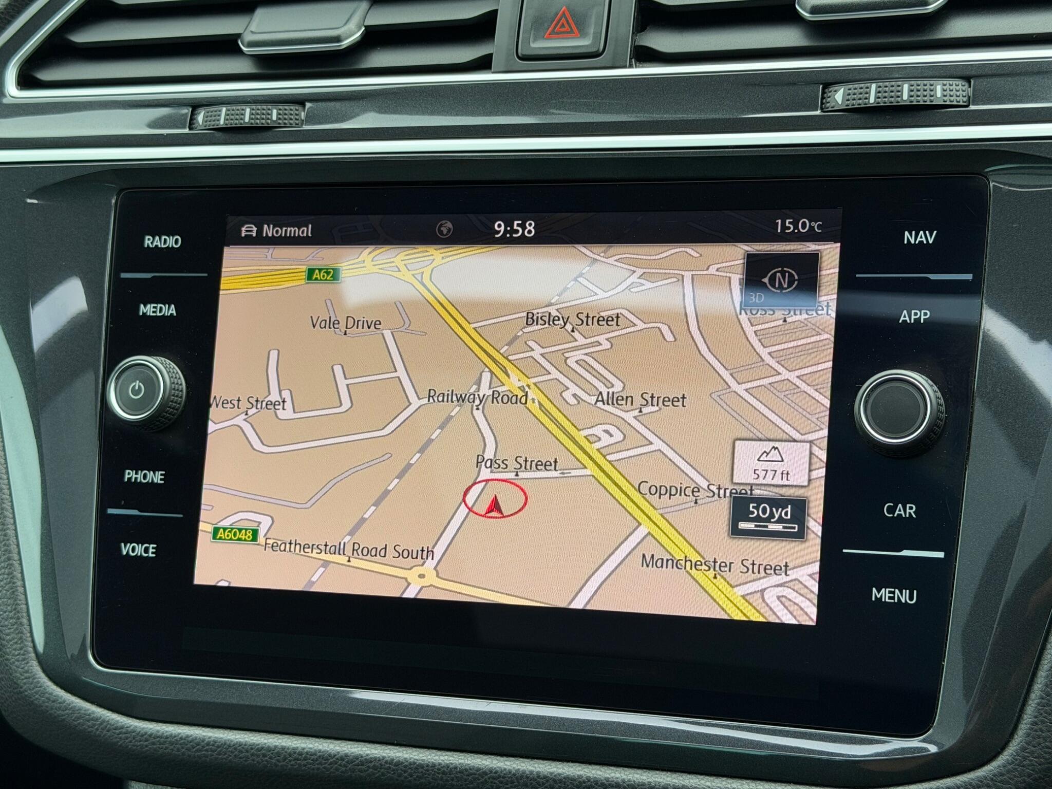 Volkswagen Tiguan view 36