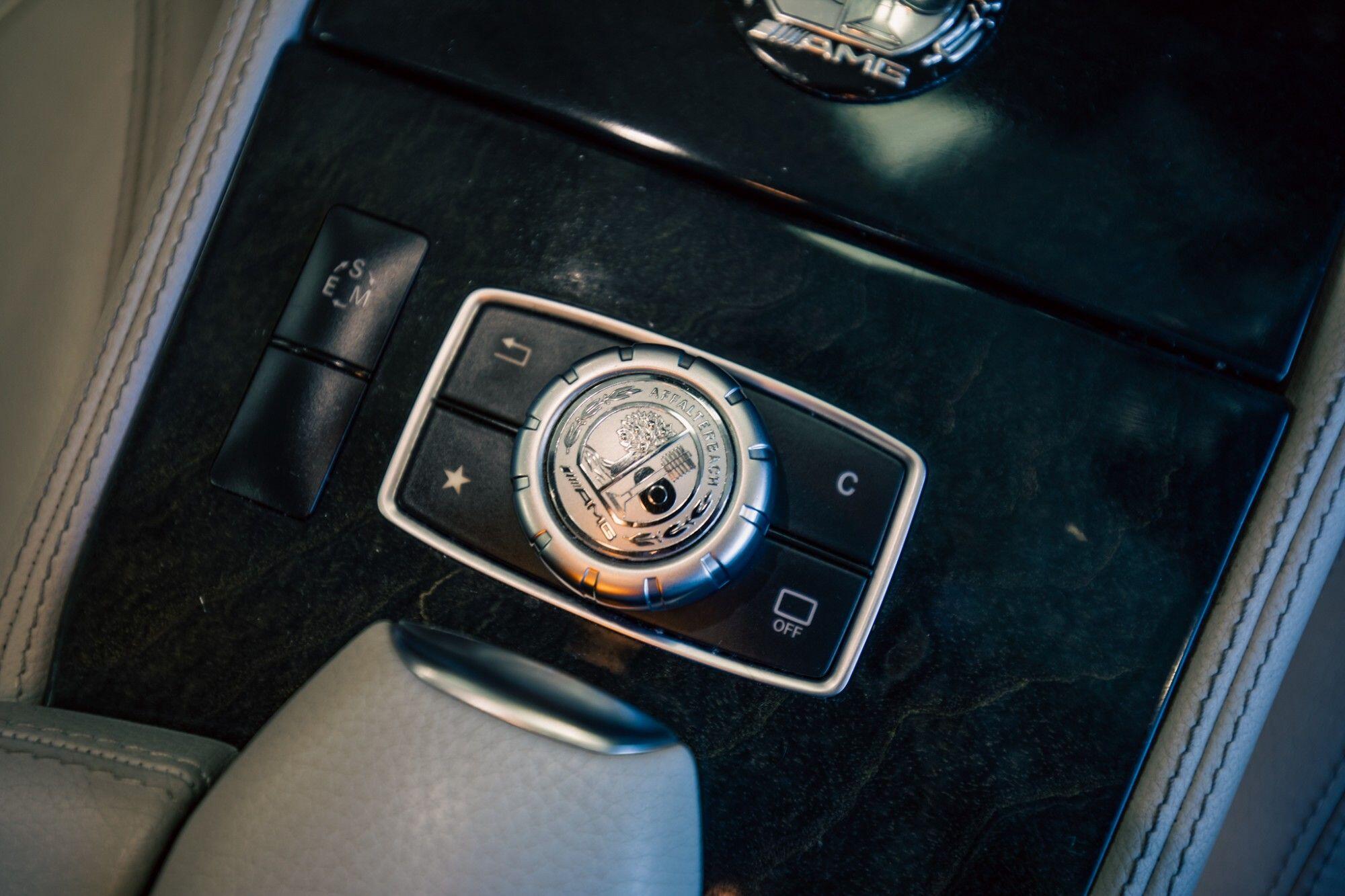 Mercedes-Benz CLS view 22
