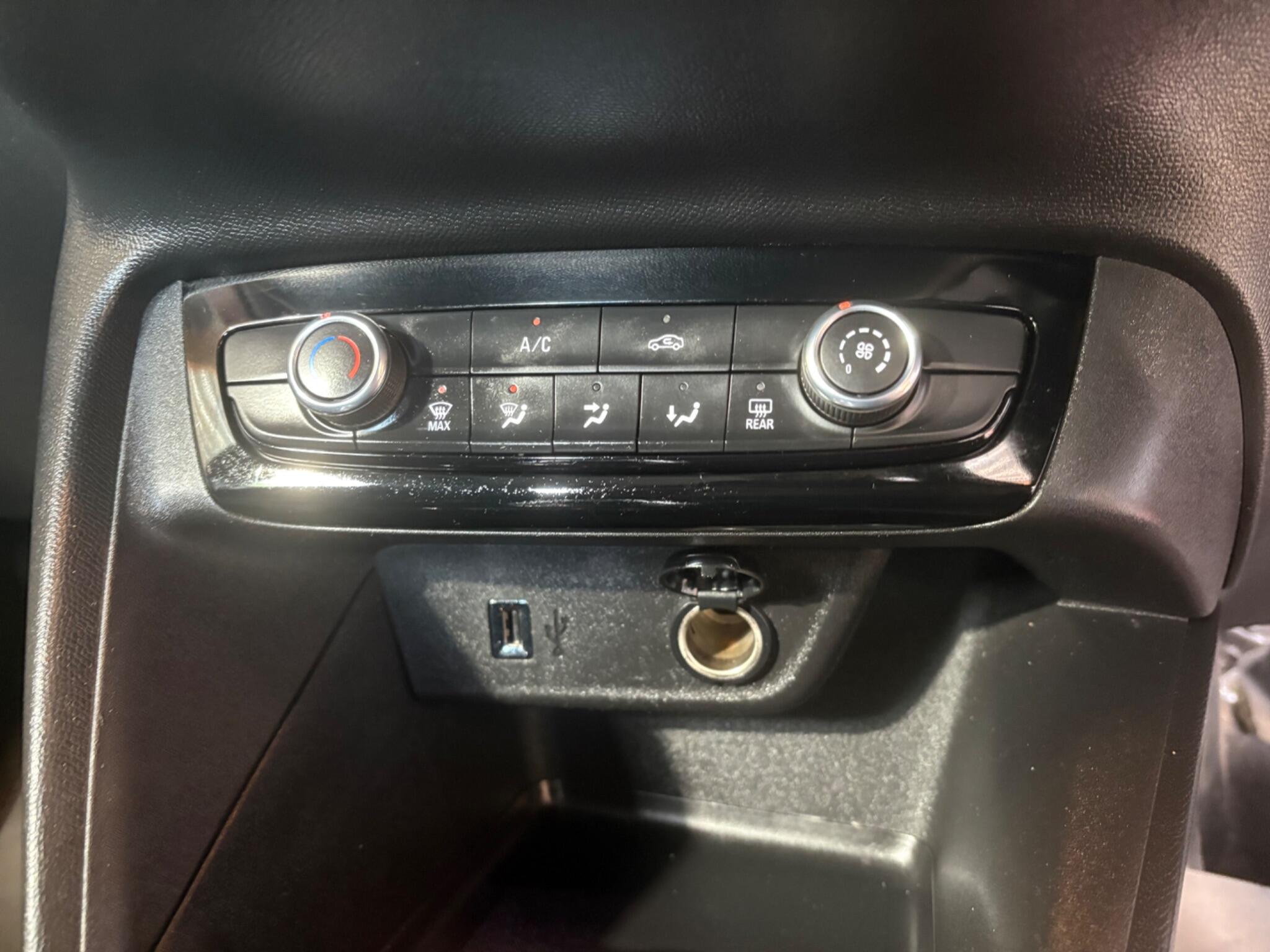 Vauxhall Corsa view 21